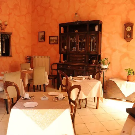 La Corte Dei Principi - Residenza D'epoca 3*