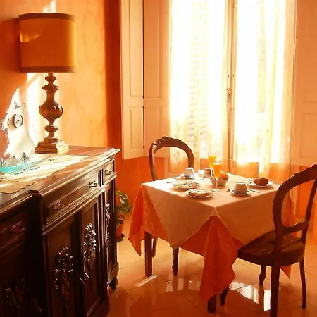 La Corte Dei Principi - Residenza D'epoca Bed & Breakfast 3*